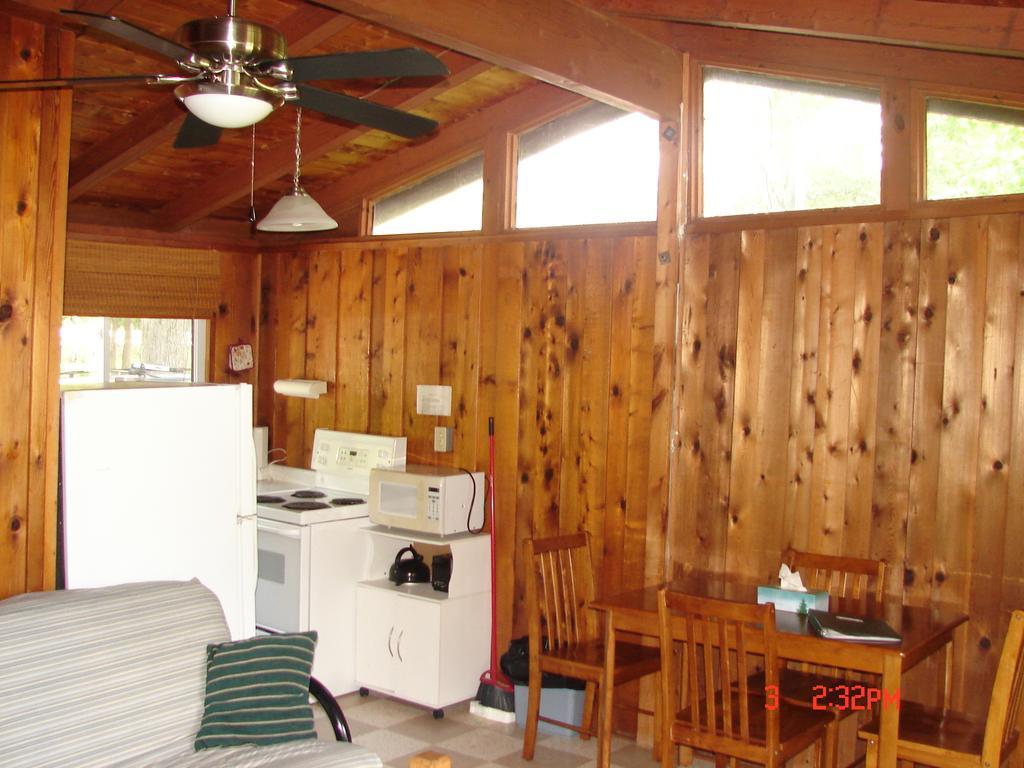 Sunnylea Resort Port Severn Exteriör bild