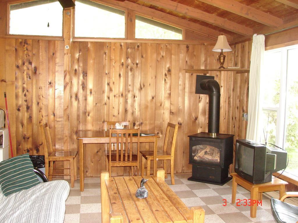 Sunnylea Resort Port Severn Rum bild